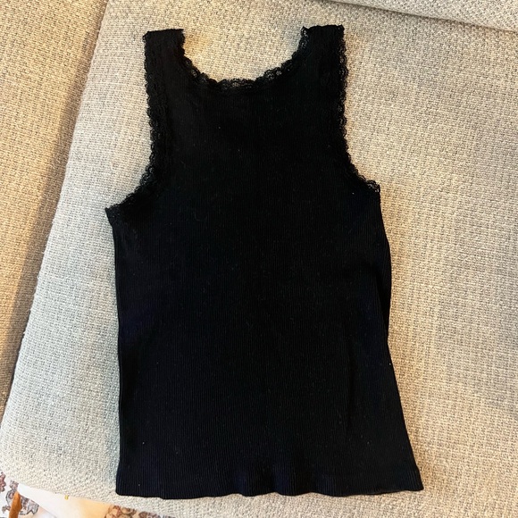 strawberry fields tank - Picture 2 of 2